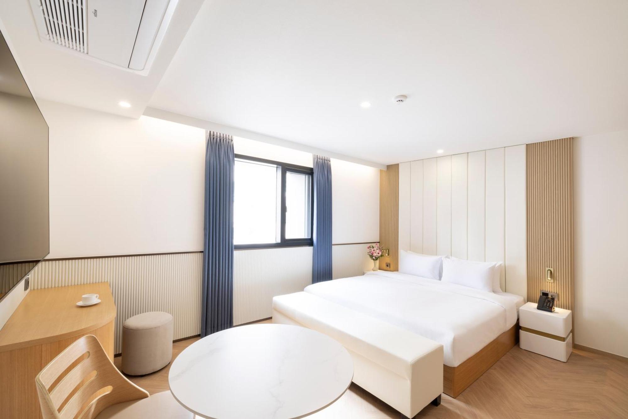 Busan H-Avenue Hotel Seomyeon Station Dış mekan fotoğraf