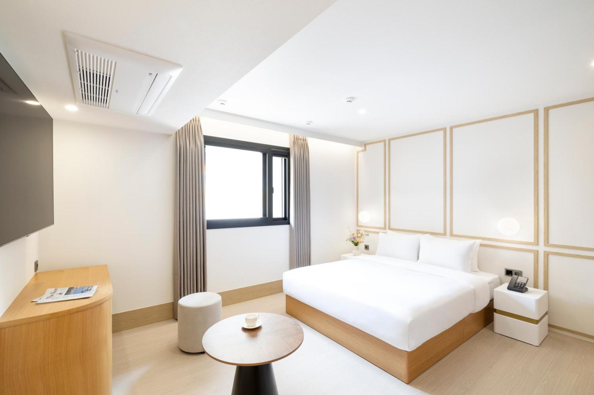 Busan H-Avenue Hotel Seomyeon Station Dış mekan fotoğraf